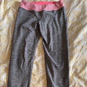 ivivva cropped heather grey leggings